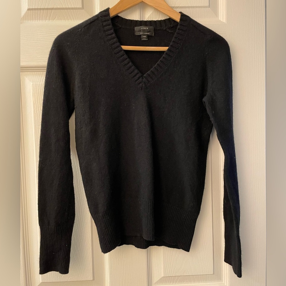 J CREW Wool/Cashmere Long Sleeve VNeck Sweater Black